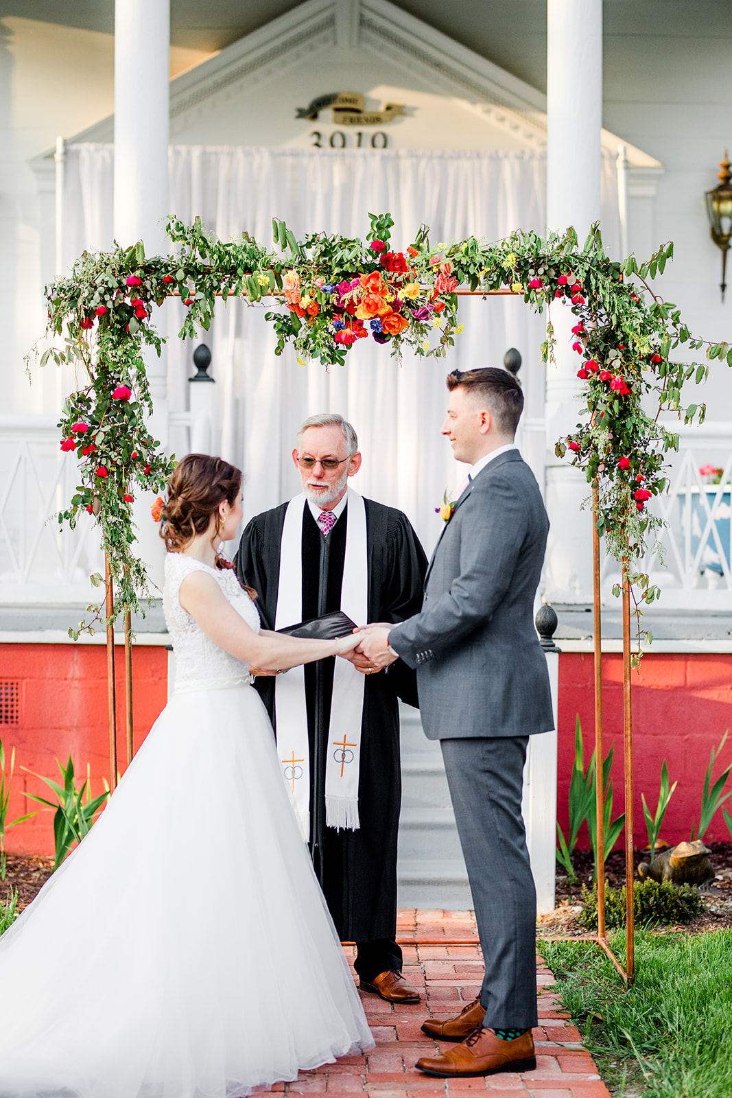 Bright + Cheerful Garden Elegance of Artmosphere — Ceremony of the Bride + Groom