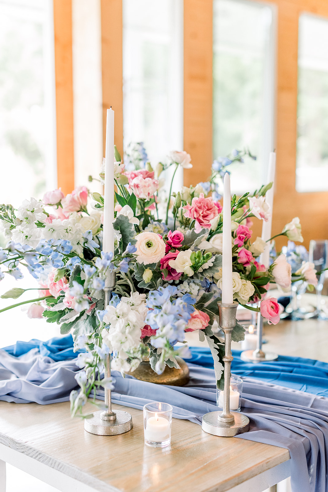 Walnut Hill Open House Blue and white sweetheart tablescape - rentals by Party reflections and floral by Blooms Works Raleigh